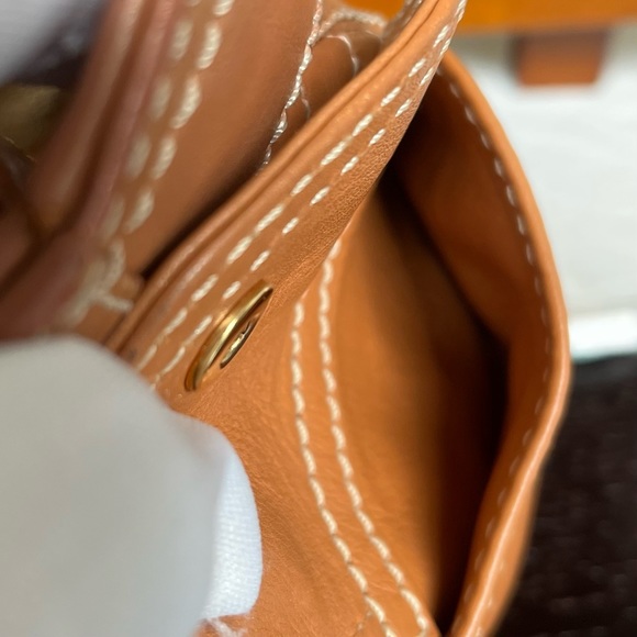 🔥AUTHENTICATED Celine Leather Handbag - Picture 14 of 16